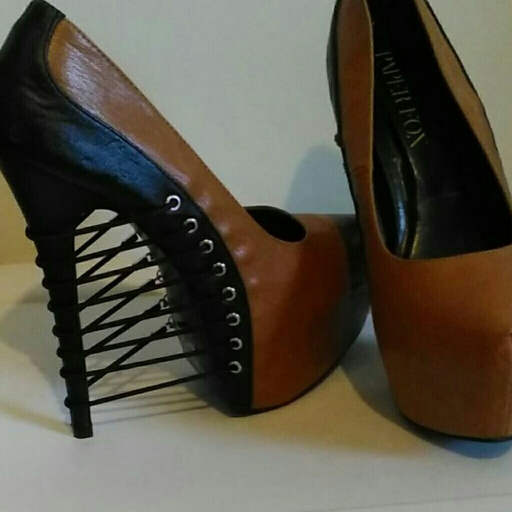 Paper fox heels